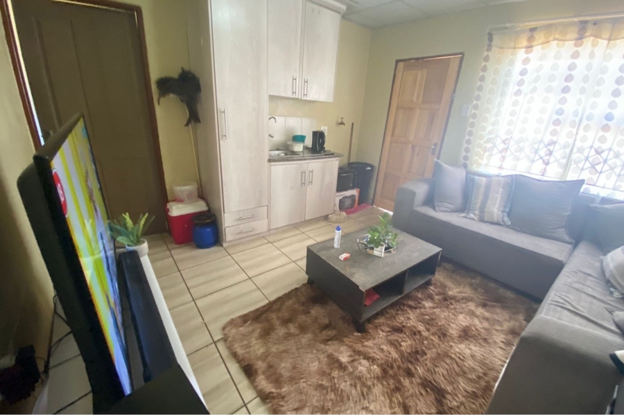 3 Bedroom Property for Sale in Caleb Motsoabi Free State